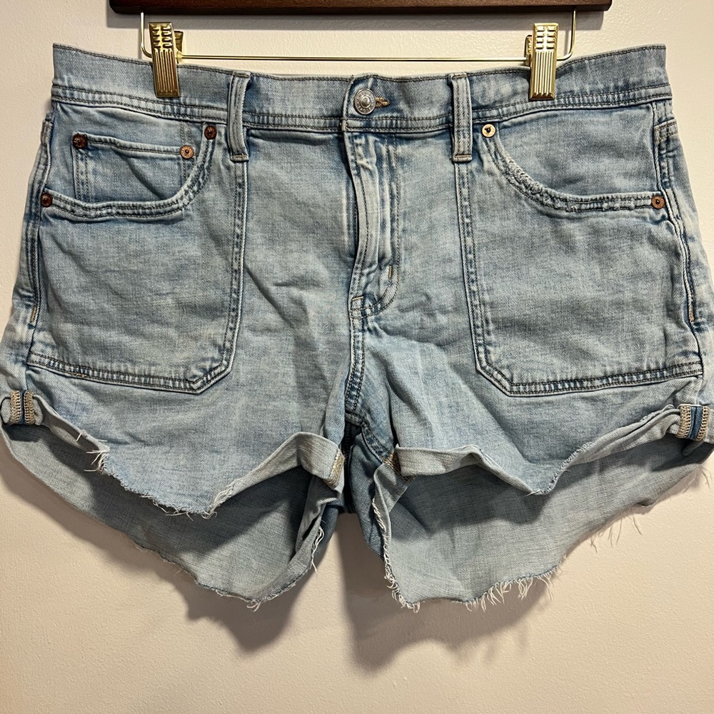 American Eagle Outfitters Light Wash Jean Shorts